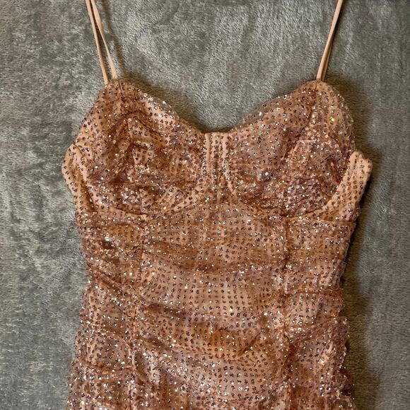 HELLO MOLLY BOTTLES OF BUBBLES GLITTER DRESS NUDE Size Medium New - Picture 2 of 9